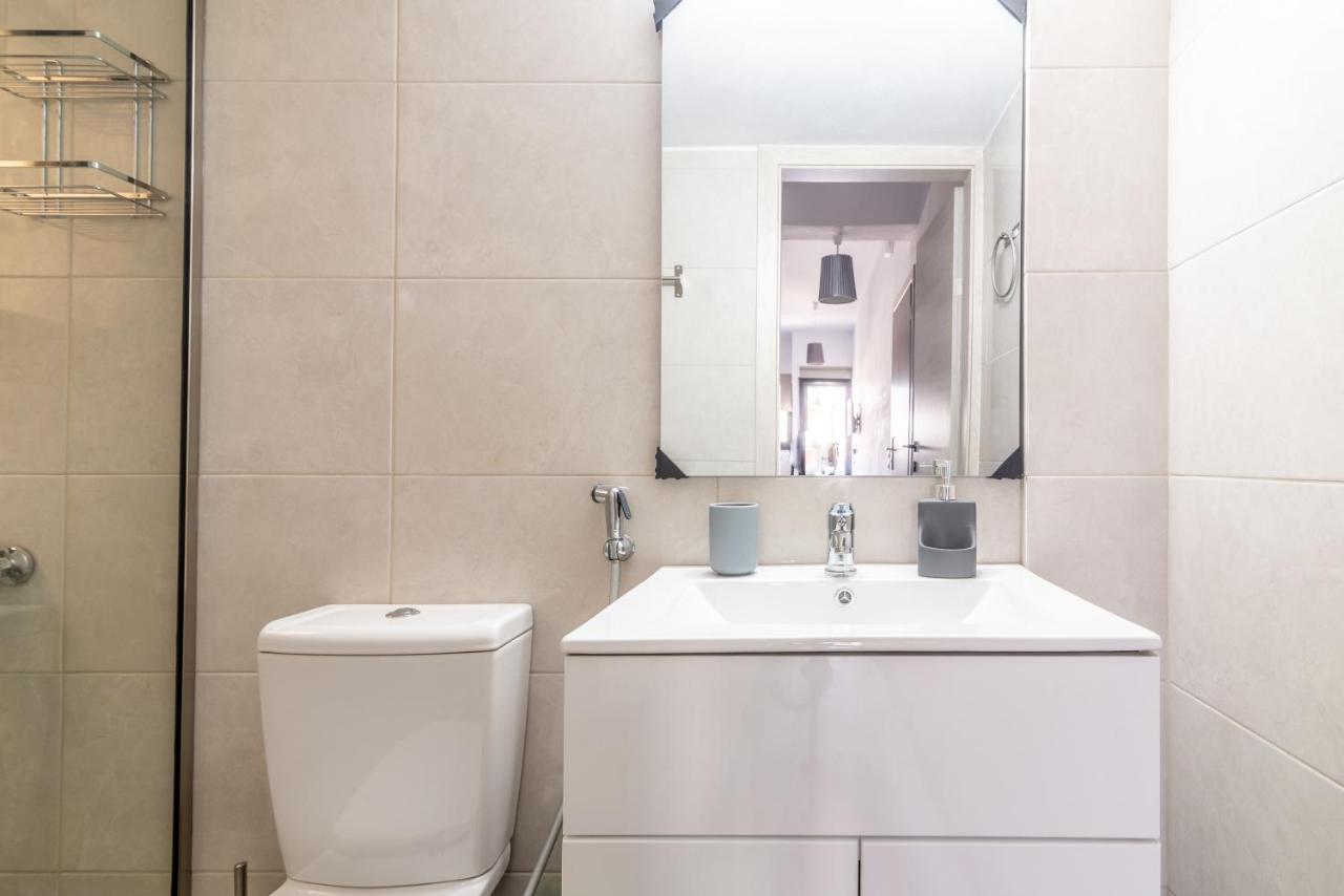 Modern Renovated Apt For Relax Ираклион Экстерьер фото
